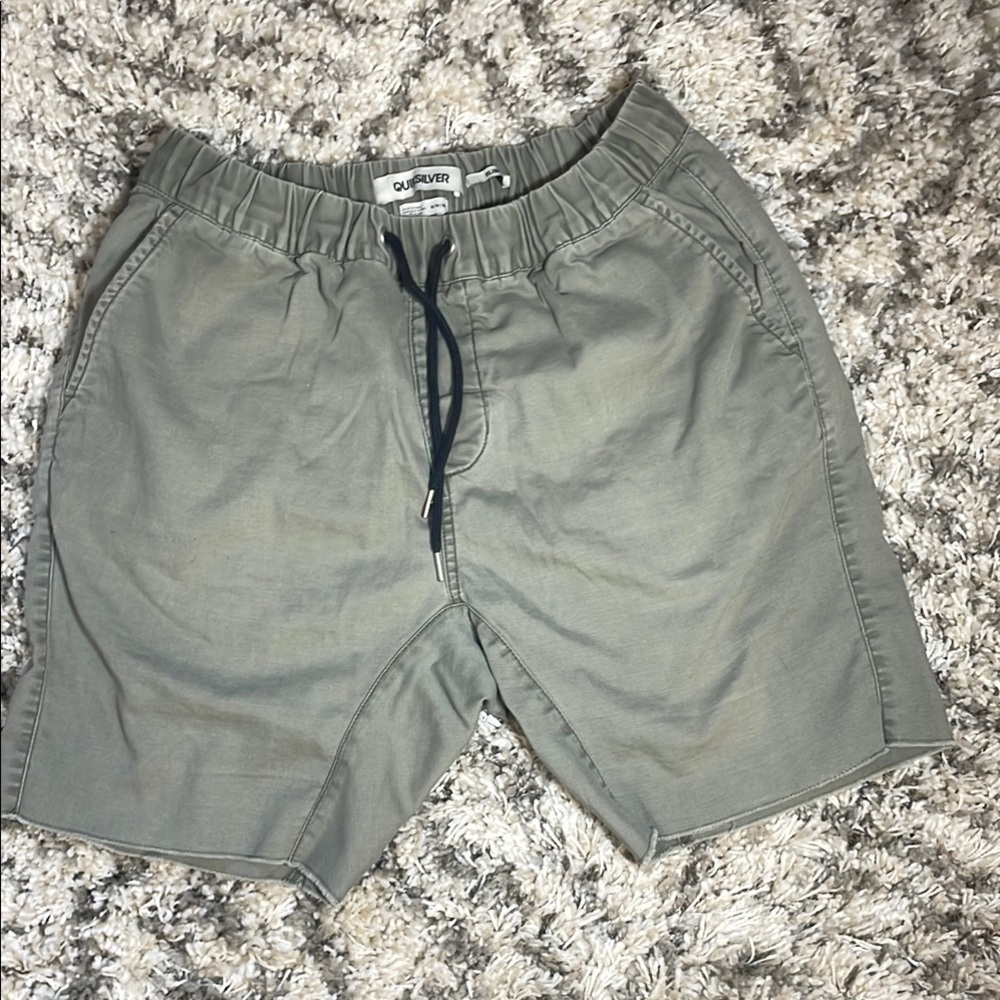 Quiksilver Green Shorts Slim Fit